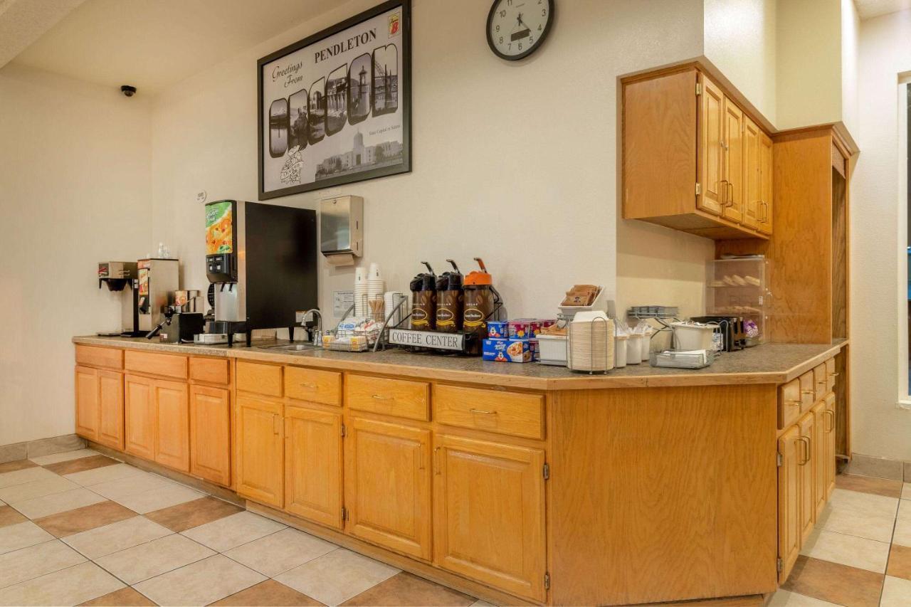 Super 8 By Wyndham Motel 3*