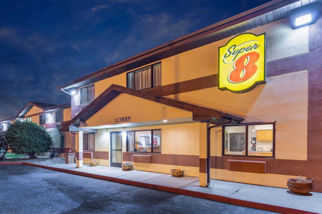 Super 8 By Wyndham 3*